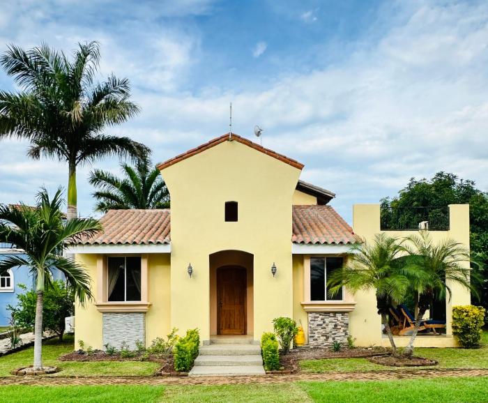 Casa Colibri - Golf Front Home Near the Beach at Gran Pacifica Resort