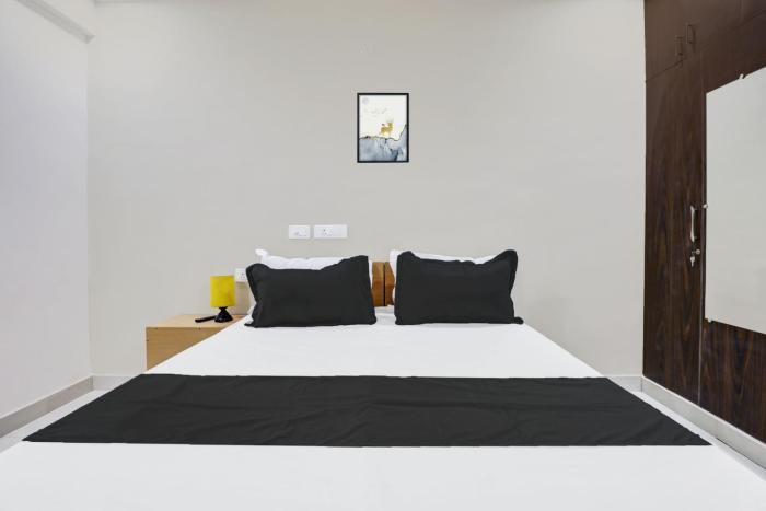 Hotel O Sri Harshitha Grand Near Zudio - Star Bazaar, Kundalhalli Gate