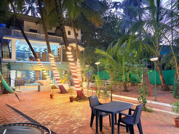 Green Wave - Your Budget Stay