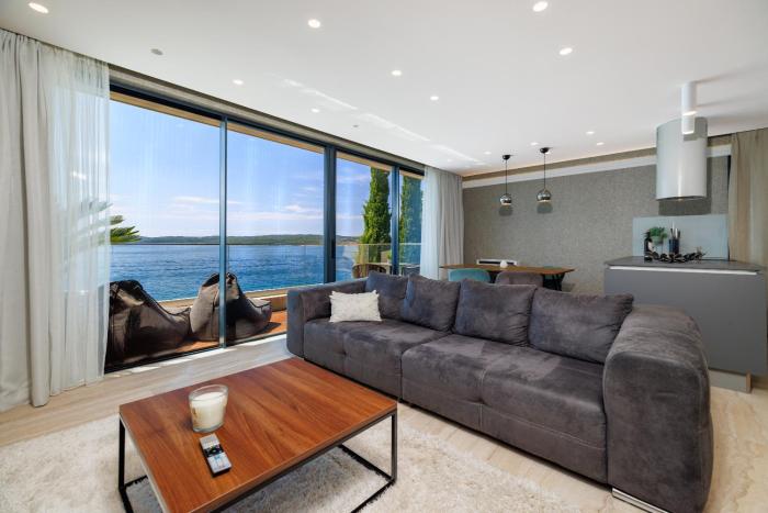 VILLA FRAN - DELUXE PENTHOUSE SUITE with private pool # 4