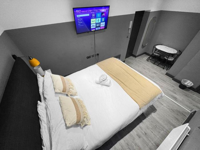 343Studio Near Kings Cross Keyless Smart Check-In