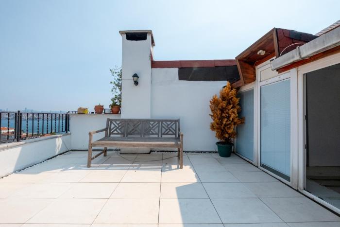 Unique Terrace Rooftop