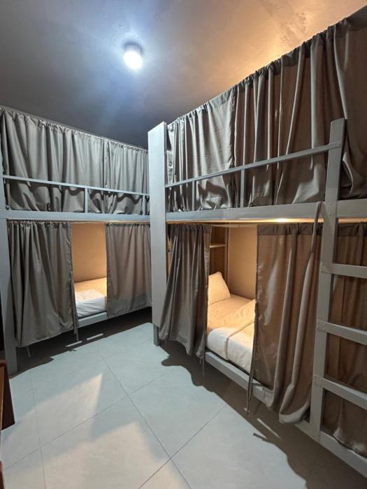 Sleep Squad Hostel