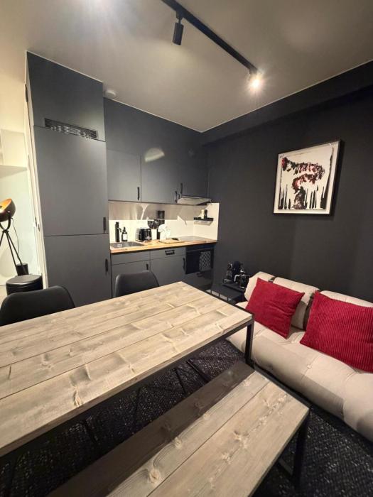 La Petite Foret Brussels Studio near Palais