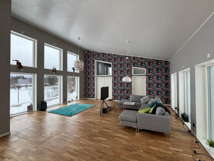 Lake View Villa