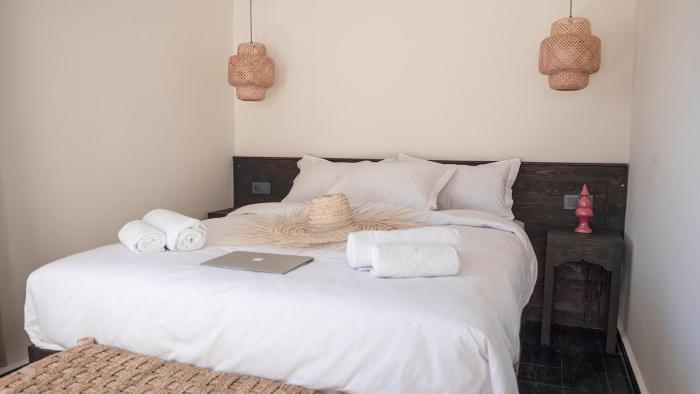 Sea and Sunset Boutique Villa Bed and Breakfast