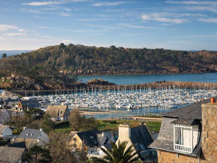 2 Pièces Lumineux Vue Mer à Trébeurden - FR-1-542-78