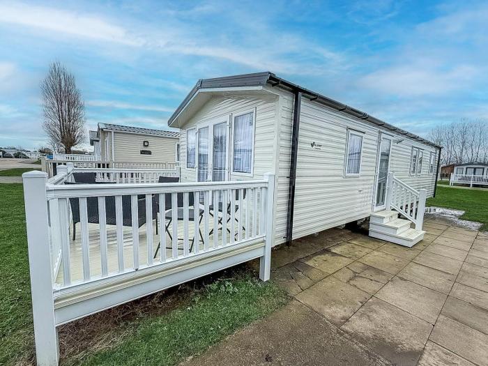 8 Berth Caravan By The Beautiful Beach Of Hunstanton In Norfolk Ref 23006W