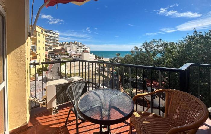 2 Bedroom Nice Apartment In Fuengirola