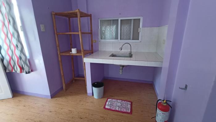 Suki Beach Resort E Standard Aircon Room