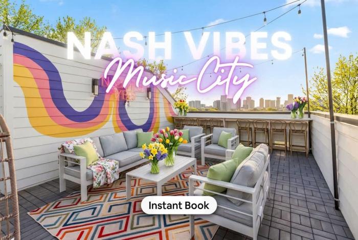 Game Room & Rooftop Deck at Downtown Nashville