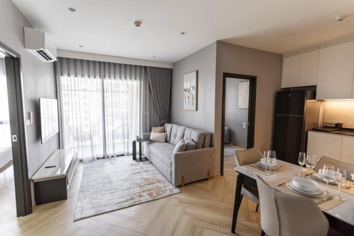 TITLE LEGENDARY 2BR with pool view BANGTAO