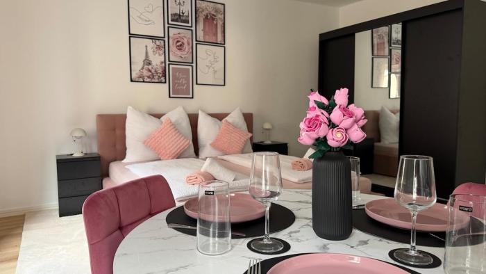 Boutique-Studio am Hafen von Bregenz "Pretty In Pink"