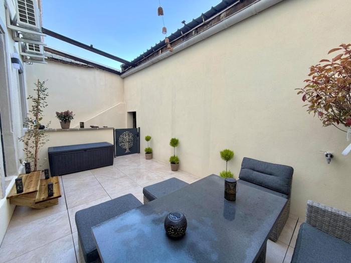 T2 design terrasse, Climatisé, Netflix
