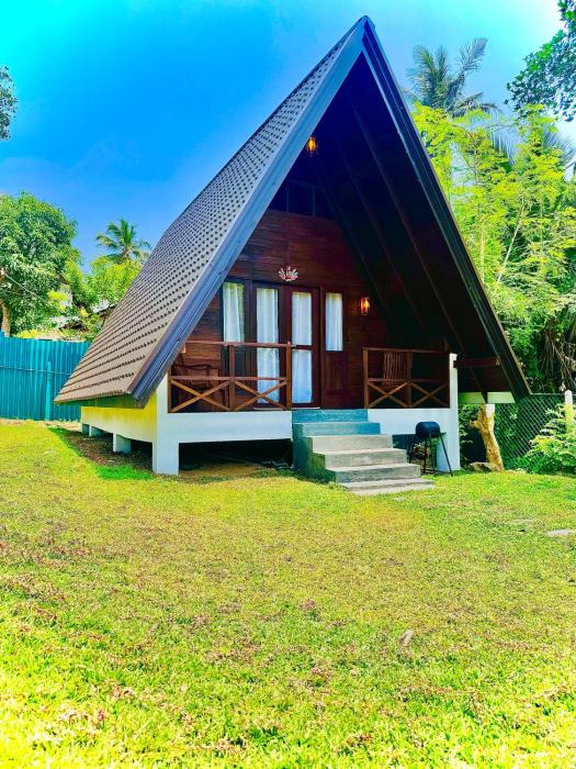 Soluna Cove luxury Cabanas Hikkaduwa