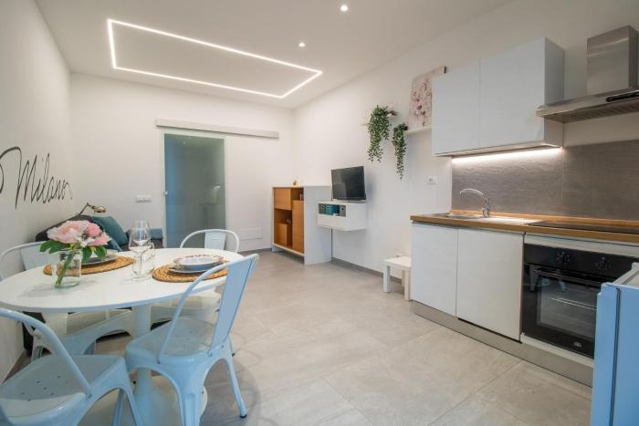 Stylish Flat Porta Venezia - WiFi, AC, Metro