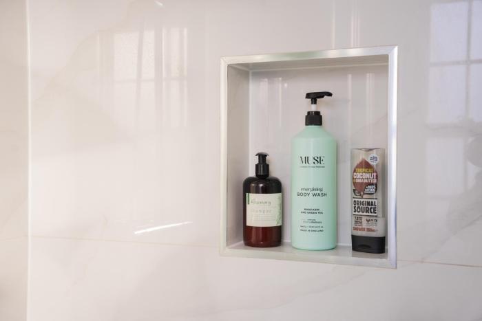 Cozy central studio on the high street