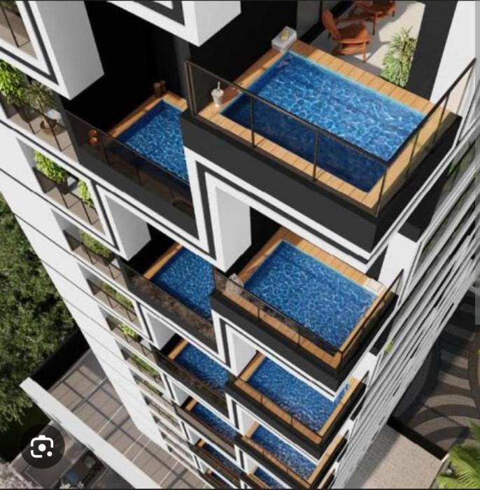 Fantastic PoolHouse Apartment in Marista