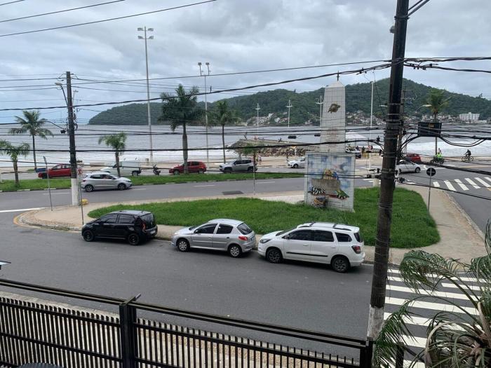 Apto São Vicente pé na areia