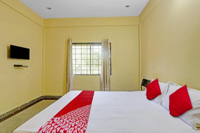 Hotel O Riviera Residency
