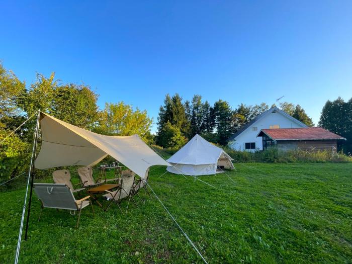 完全貸切コテージとカジュアルグランピング 5-9月 バーベキュー 露天風呂 映画 お子様から祖父母まで