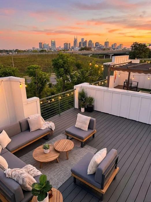 Rooftop Views 4BR 4BA 7 Beds Near Broadway