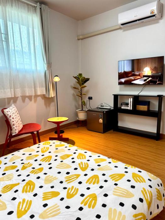 Chintz Studio 3A