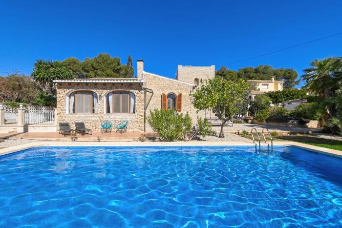 Casa Montana by Aguilarent