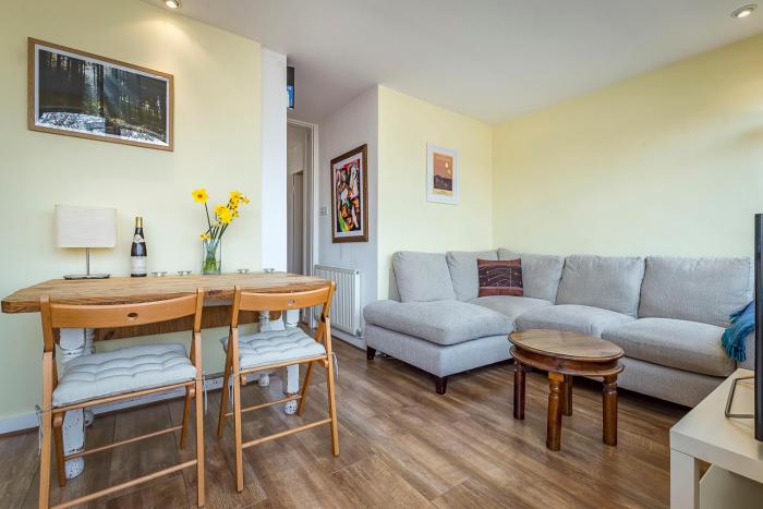 Veeve - Mornington Crescent Hideaway