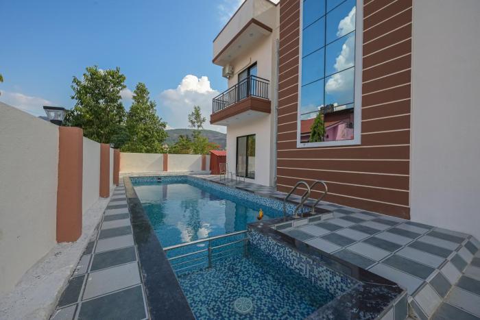 EMPYREAN STAY II MI CASA VILLA II 4BHK II PVT POOL Il AC