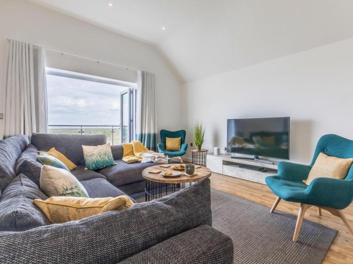 4 Bed in Westward Ho oc-74128