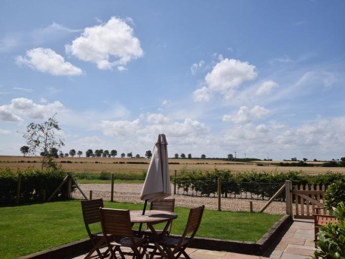 2 Bed in Winterton-on-Sea LOWFA