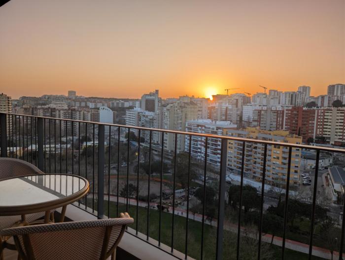 Gorgeous Apartment with City View by LovelyStay