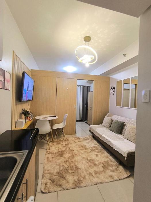 A & K Vibes Modern Quezon City Stay