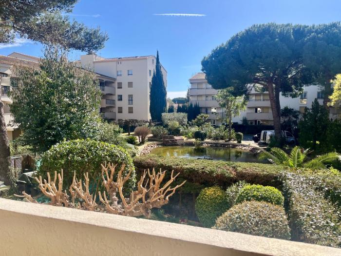 Le balcon de létang