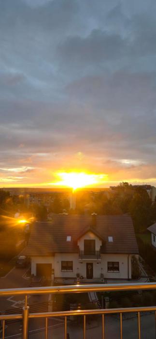 Nowoczesny Apartamment pod Debami