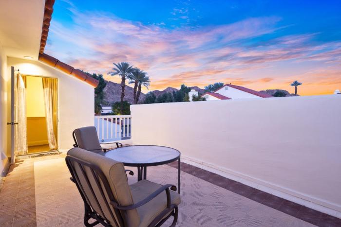 Desert Golf Retreat with Mountain Views Pool