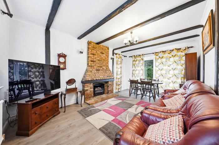 Sallys 4 Bed Home in St Albans