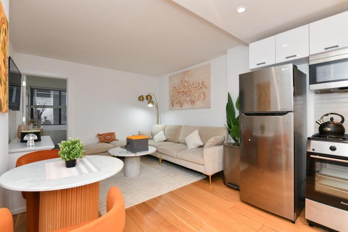Chic 1 Bedroom Apartment in Midtown Manhattan