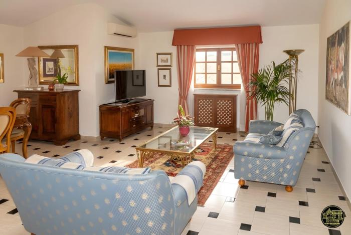 Tenuta Terenzi Relais - Appia Antica Villa with Pool by RHR