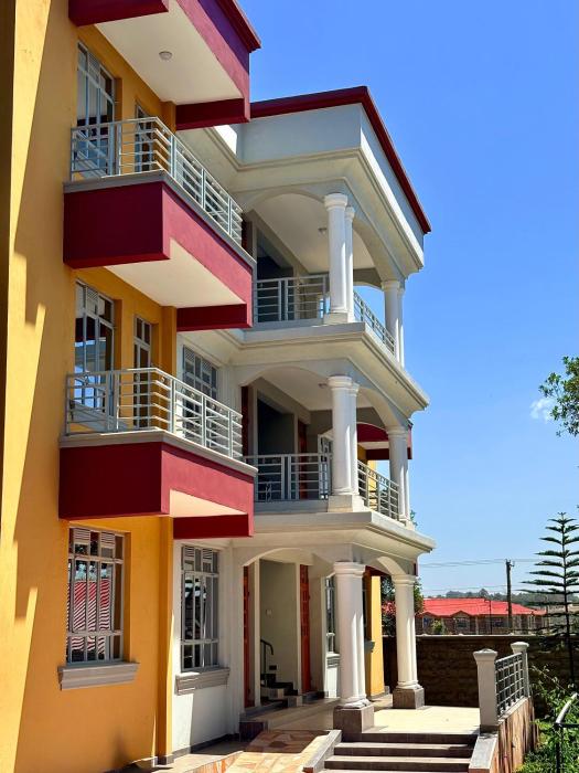 Safari Serenity Homes