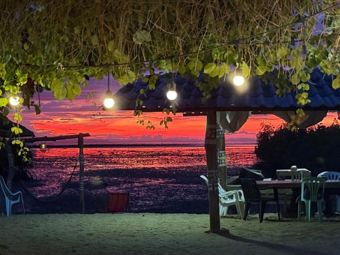 Baan Plai Laem Homestay at Koh Paluay