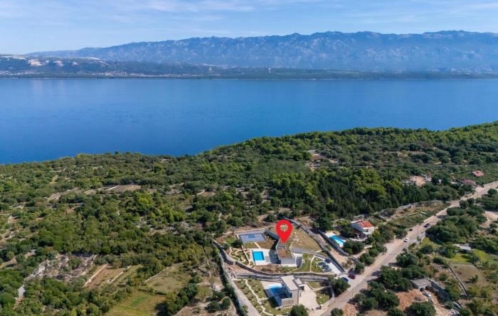 Awesome Home In Lun With Sauna