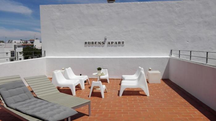 Modern 100 qm Apartment 50 qm Terrasse Free WIFI