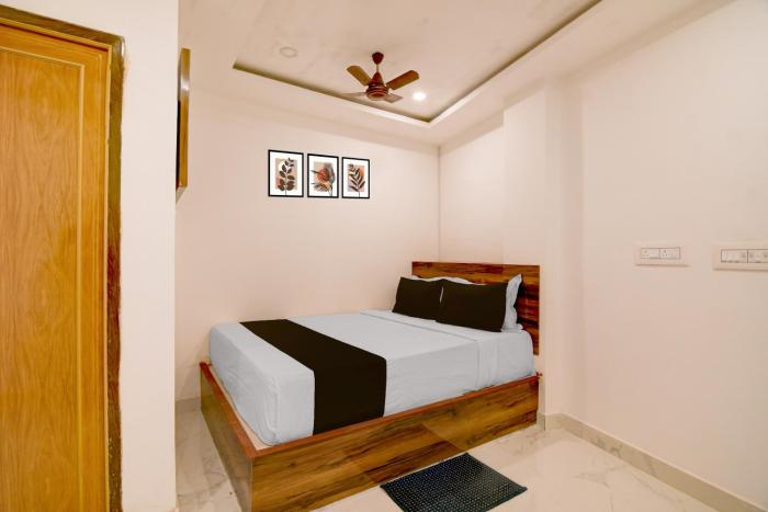SPOT ON by OYO Night Owl Hotel & Guest House