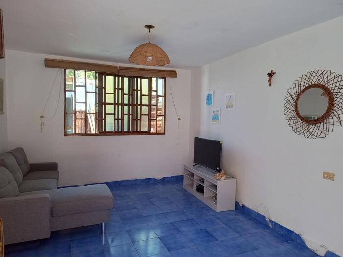 Casa familiar para 6 personas , 3 habitaciones,en Cerro Azul