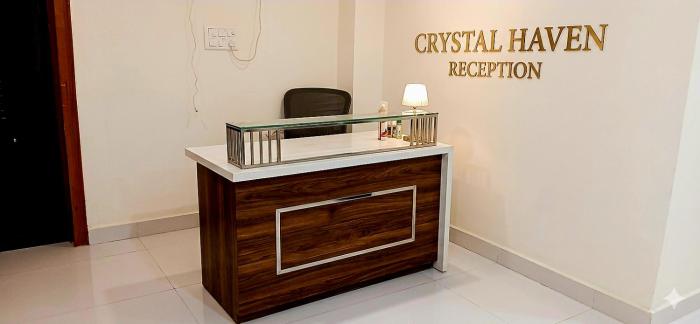 Hotel Crystal Haven