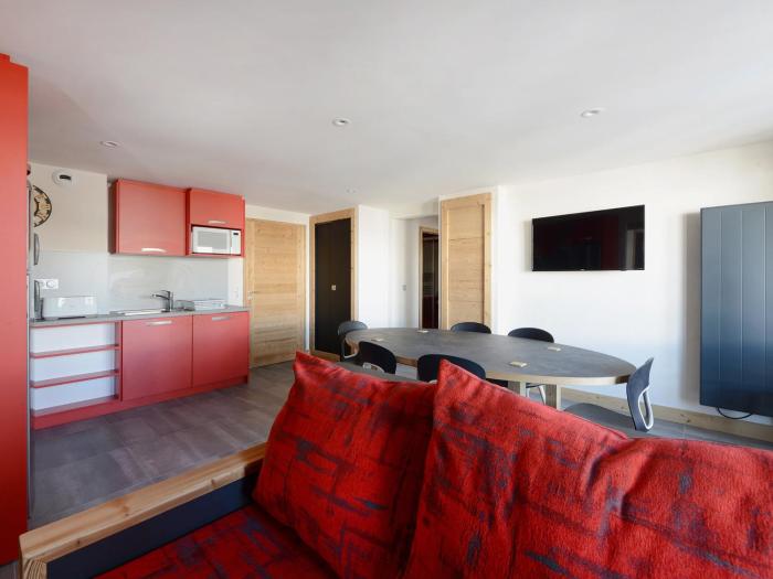 Appartement lumineux 4P8 pers avec Espace Bien-être, proche pistes, rénové, parking gratuit - FR-1-181-1928