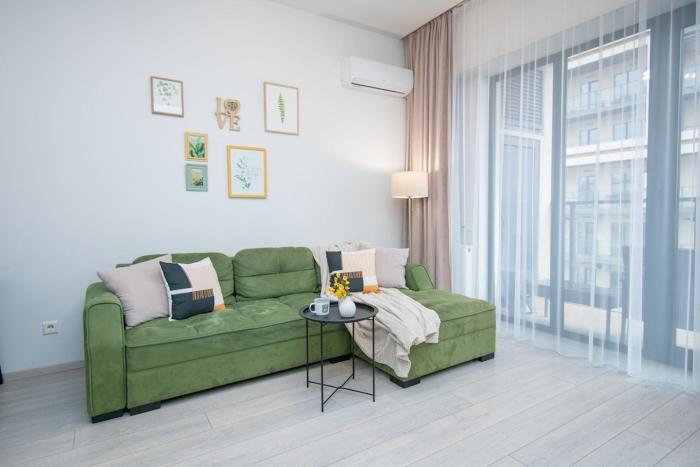 Medical University Metro 1BR Apartment, 11th Floor - City View - Free Private Parking - Self Check-in