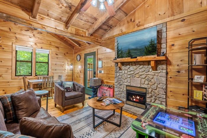 Tennessee Whisper Cabin
